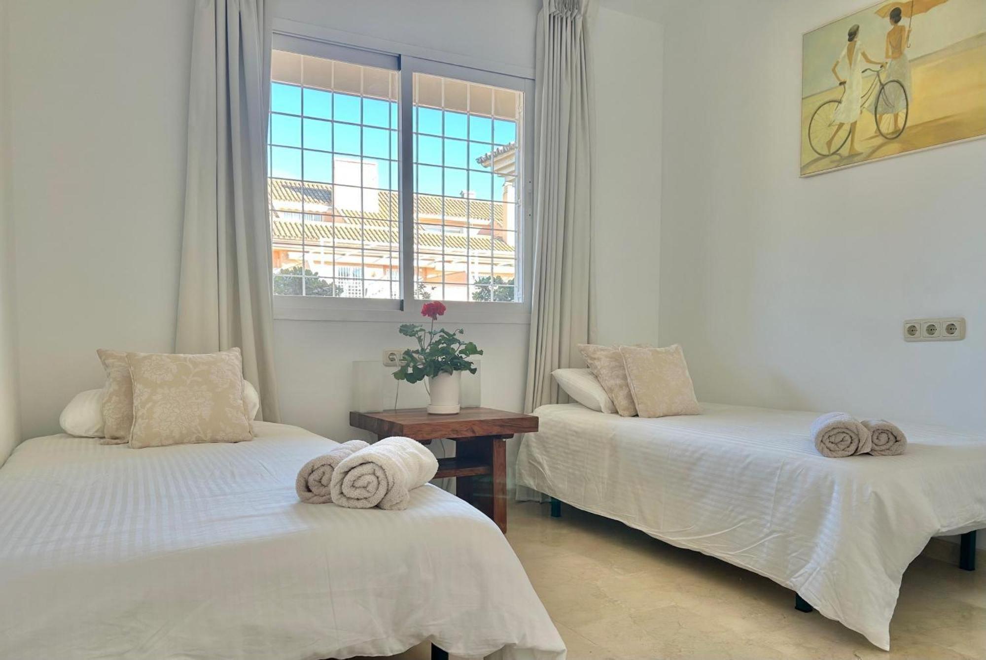 Piso-Lechuza Elviria Marbella 2 Apartment Ngoại thất bức ảnh