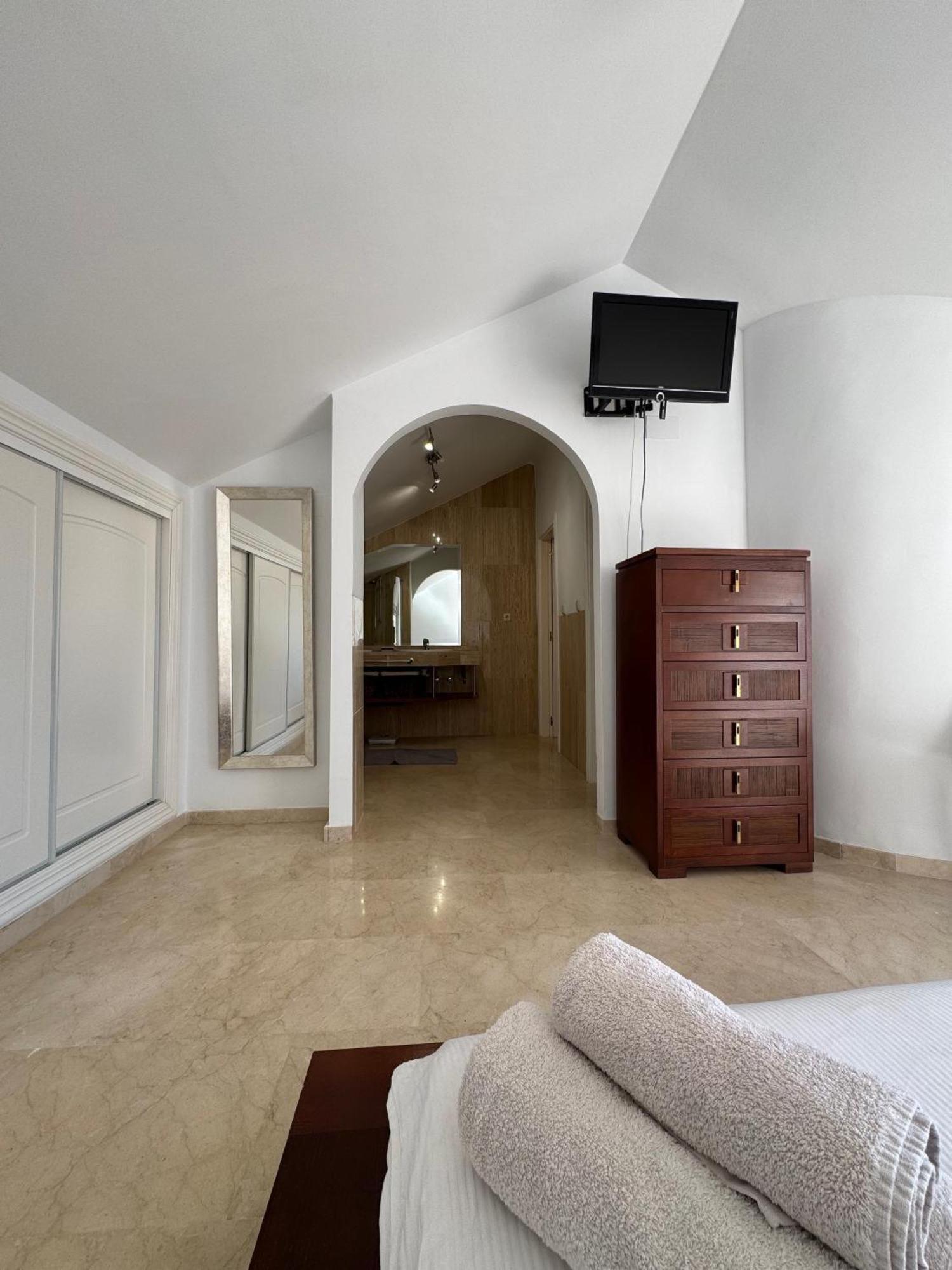 Piso-Lechuza Elviria Marbella 2 Apartment Ngoại thất bức ảnh