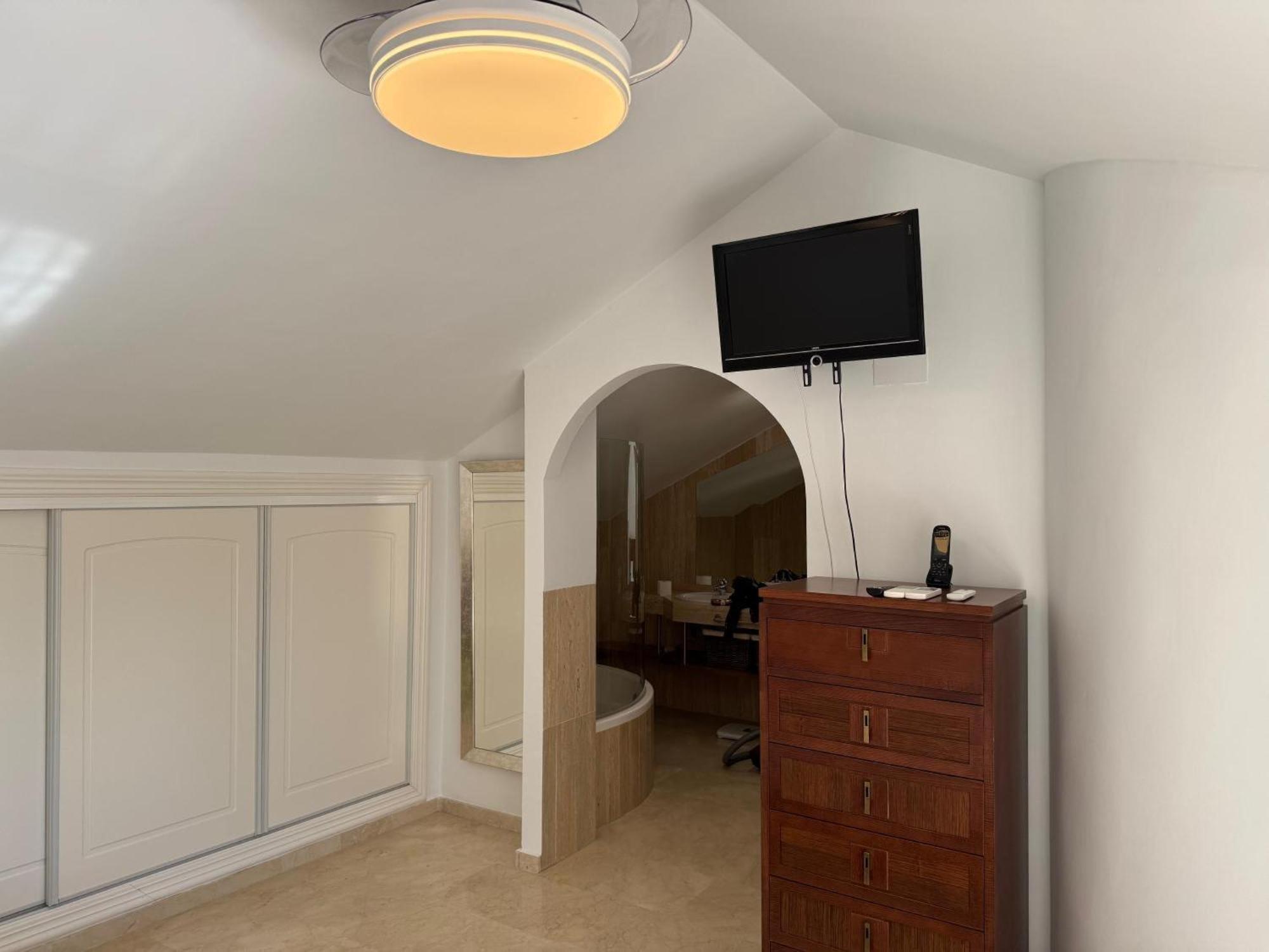 Piso-Lechuza Elviria Marbella 2 Apartment Ngoại thất bức ảnh