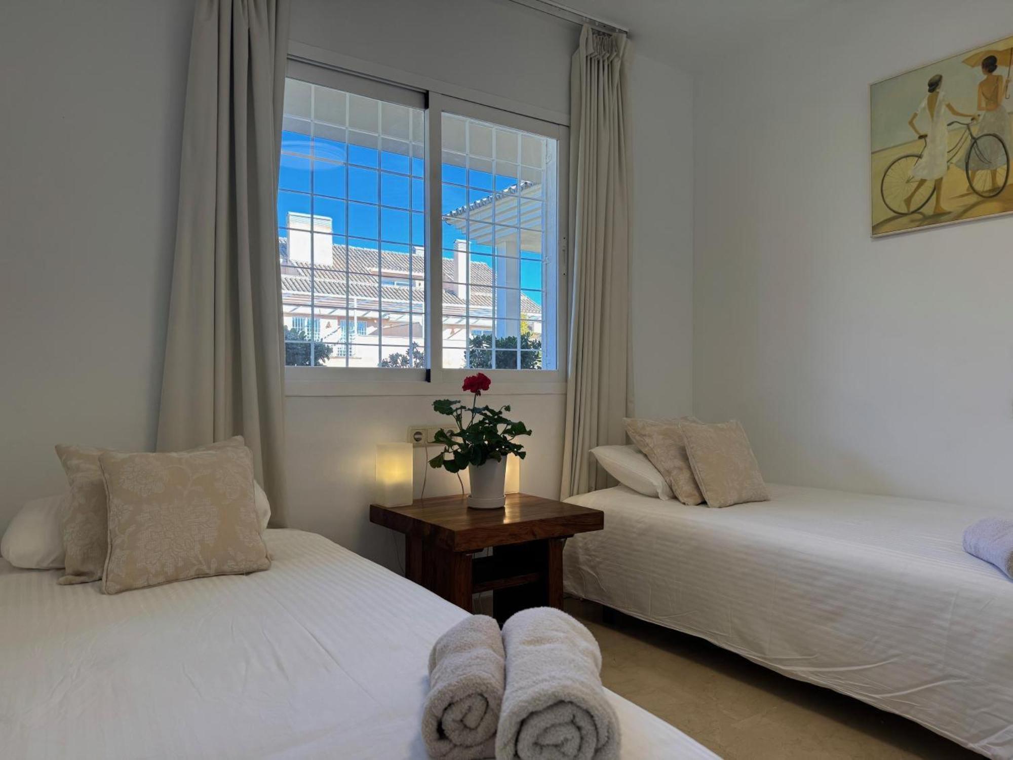 Piso-Lechuza Elviria Marbella 2 Apartment Ngoại thất bức ảnh